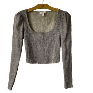 Topshop Size 2 Cream Black Long Sleeve Waffle Crop Top